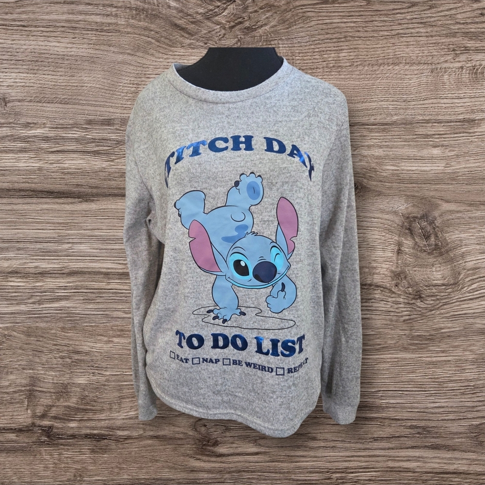 ⭐️Disney Gray Stitch Day Long Sleeve Tee Size L